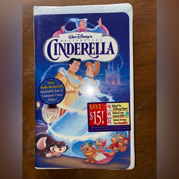 VINTAGE SEALED UNOPENED DISNEY VHS CLAMSHELL TAPES Black Diamond Classics - Picture 3 of 11